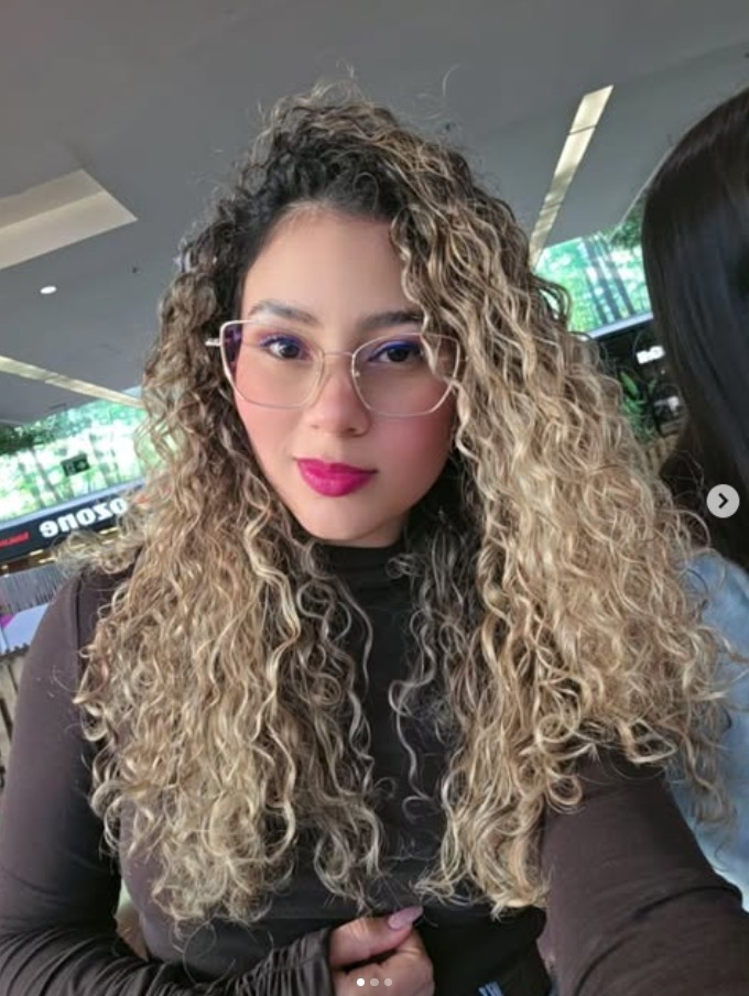 Carla Díaz - Especialista en Estética